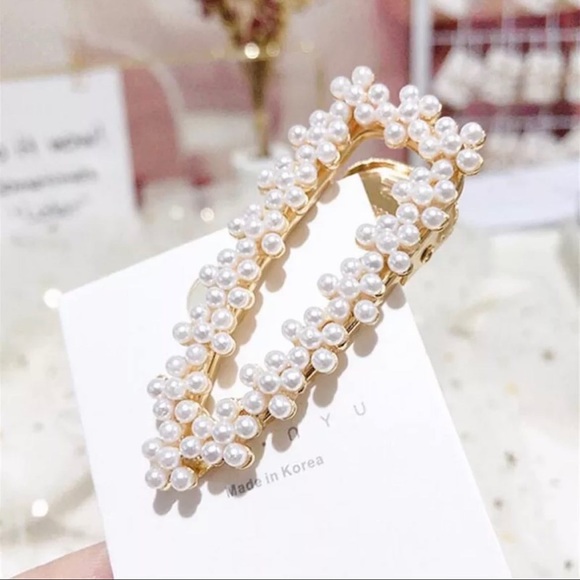 Gold Clips - Picture 2 of 4